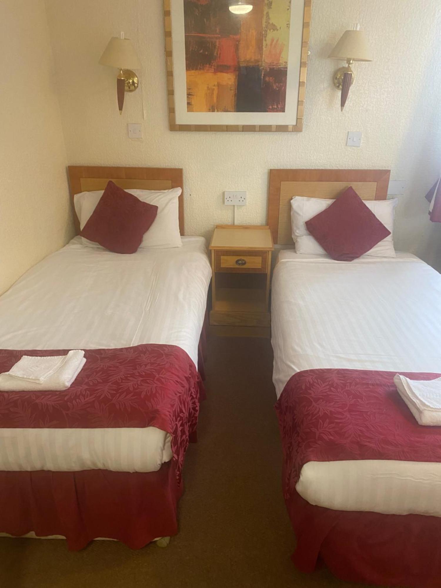 Hotel Vernon No Stag Or Hens