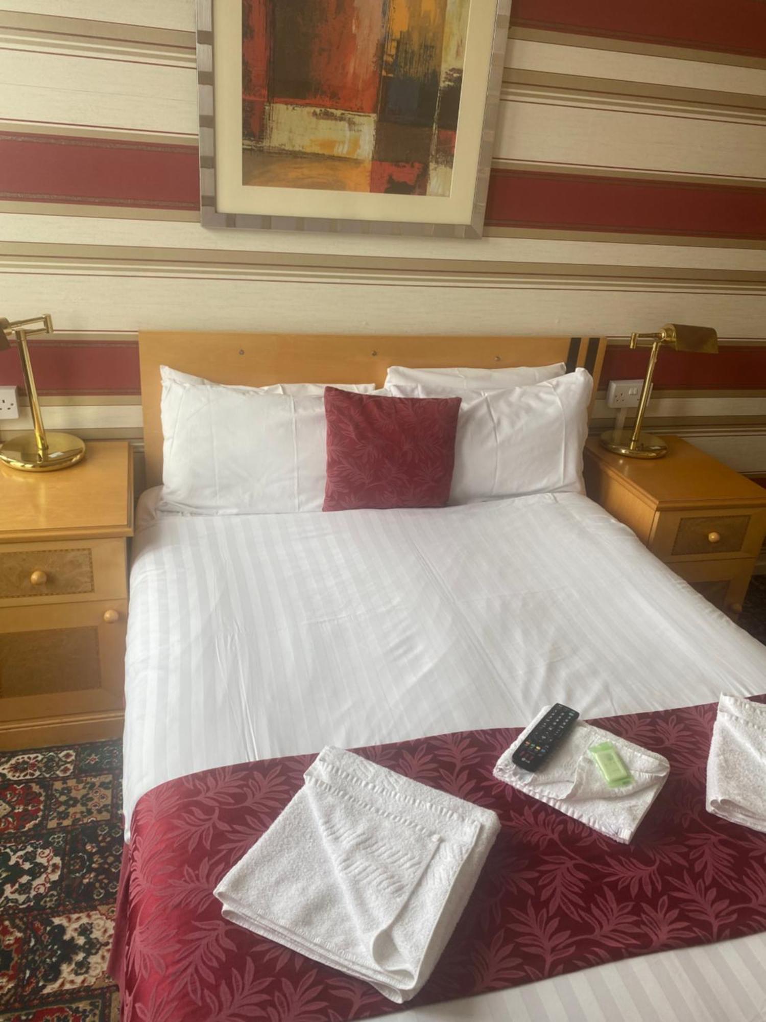 Vernon No Stag Or Hens Hotel